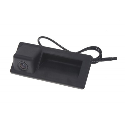 Kamera formát PAL/NTSC do vozu Volkswagen v madle kufru