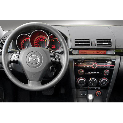 Ramecek autoradia Mazda 3