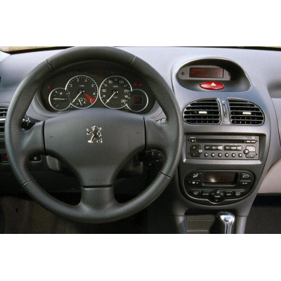 Ramecek autoradia Peugeot 206